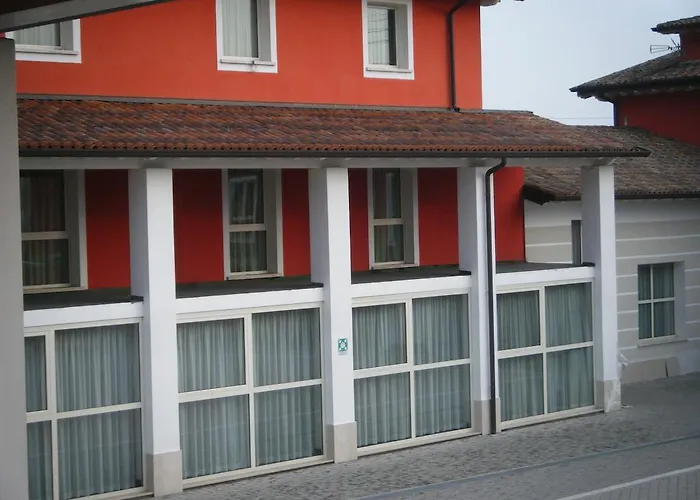 Fiera Di فندق 4*