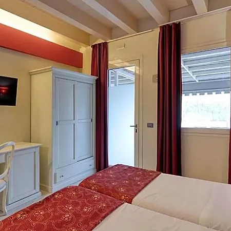 Fiera Di Hotel 4*
